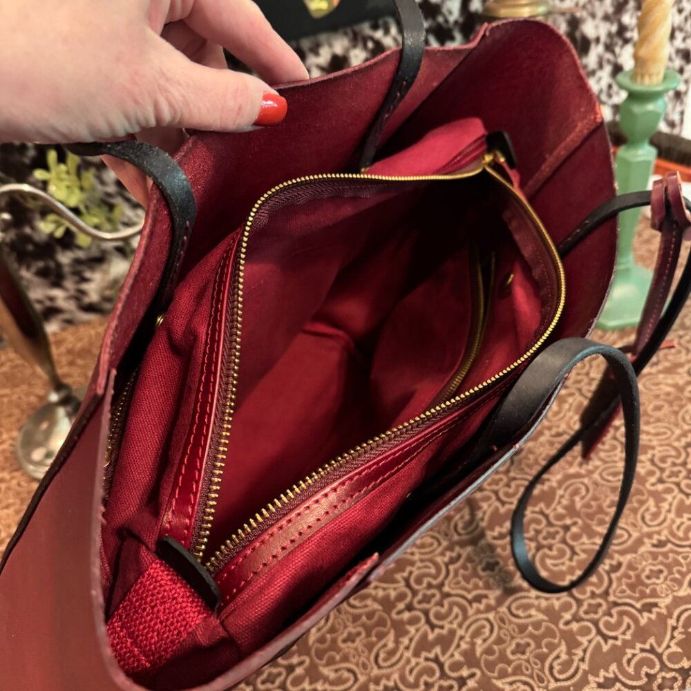 Old Trend "Out West" Tote In Merlot - Picture 3 of 4